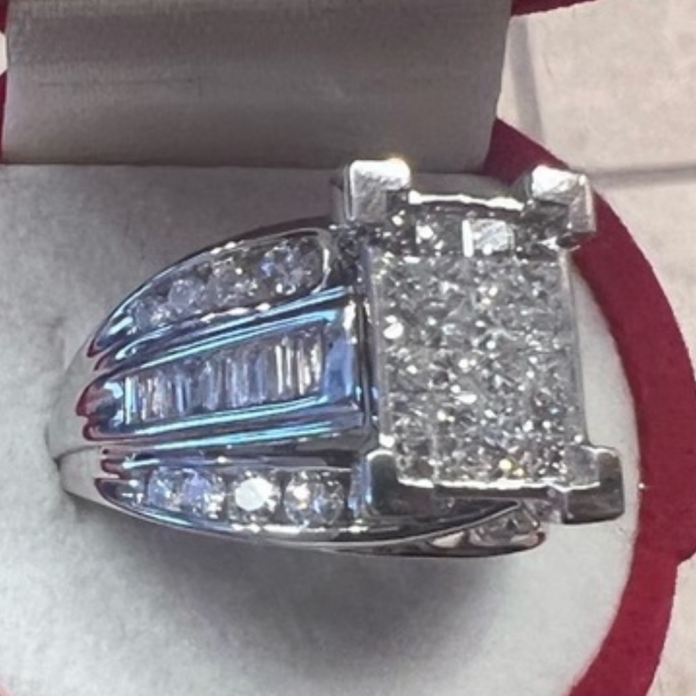 DIAMOND π RING SIZE 8 - Picture 2 of 4